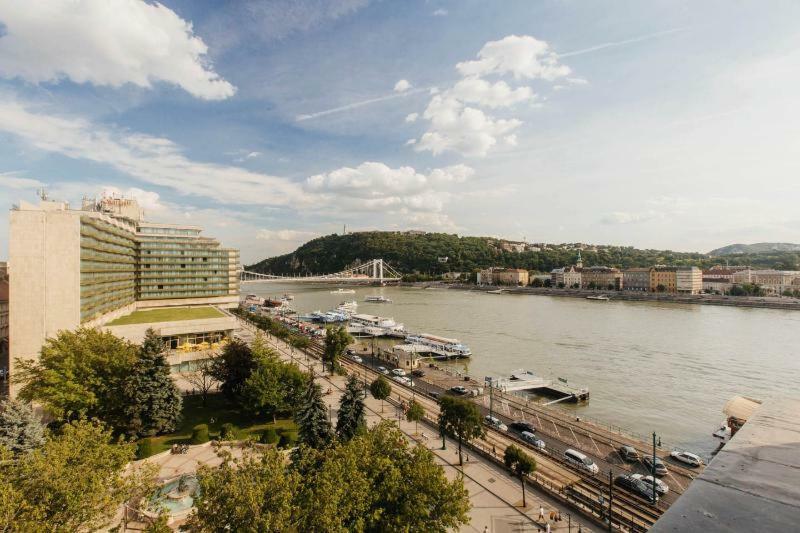 Vigado Square Panorama Apartment بودابست المظهر الخارجي الصورة